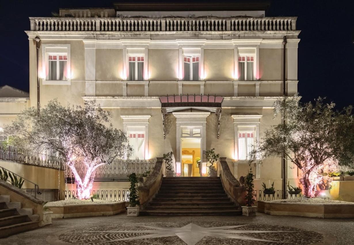 Una Hotels One Катания Экстерьер фото