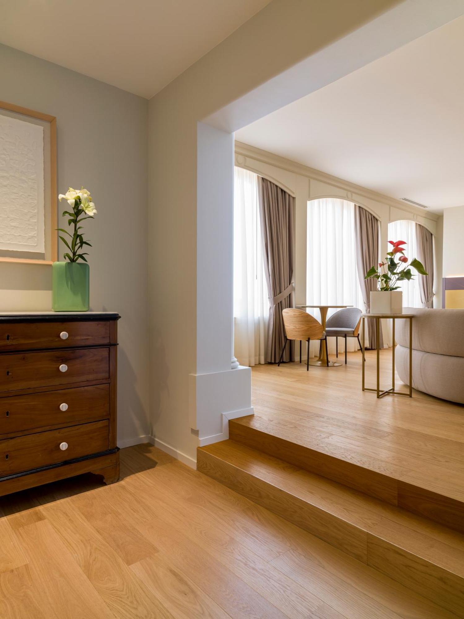 Una Hotels One Катания Экстерьер фото