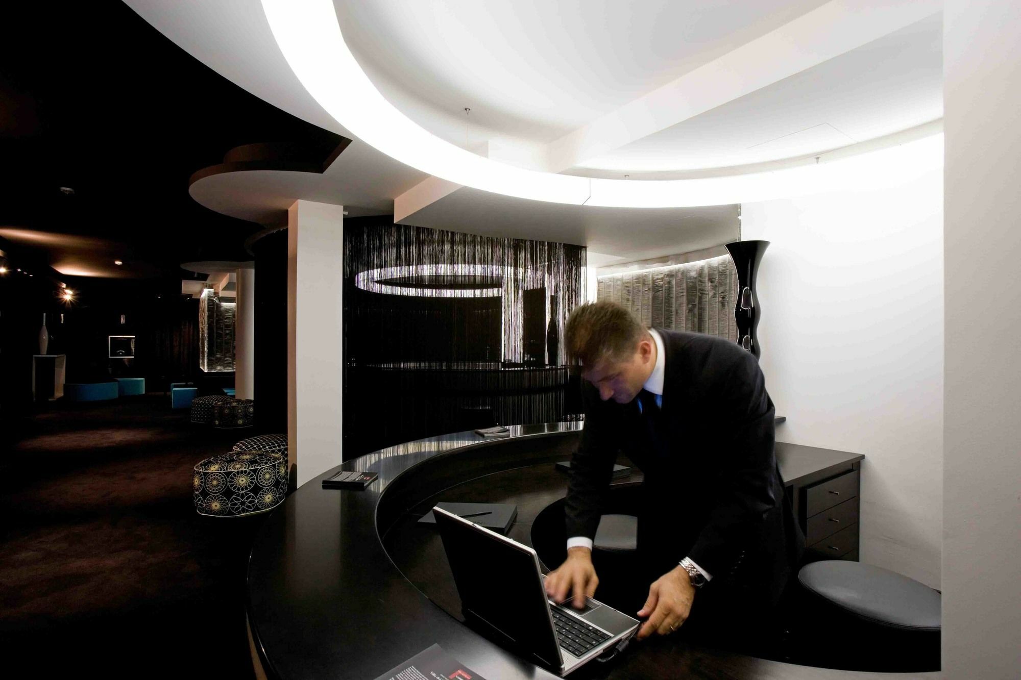 Una Hotels One Катания Интерьер фото